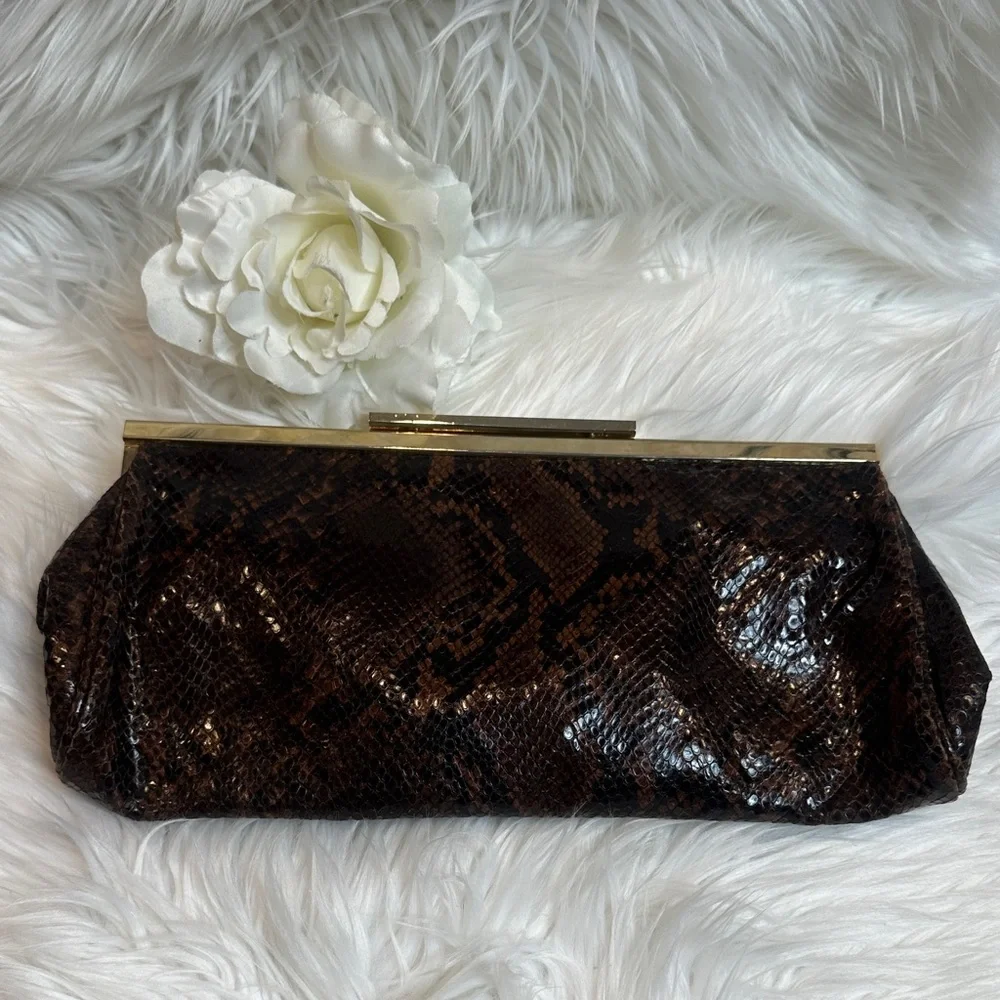 Preloved Elegant Vintage Italian Leather Brown Snakeskin Clutch Bag - Picture 2 of 16